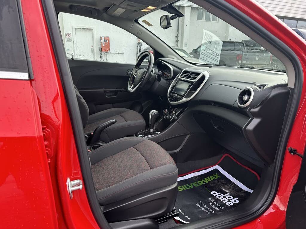 2016 Chevrolet Sonic LT Auto