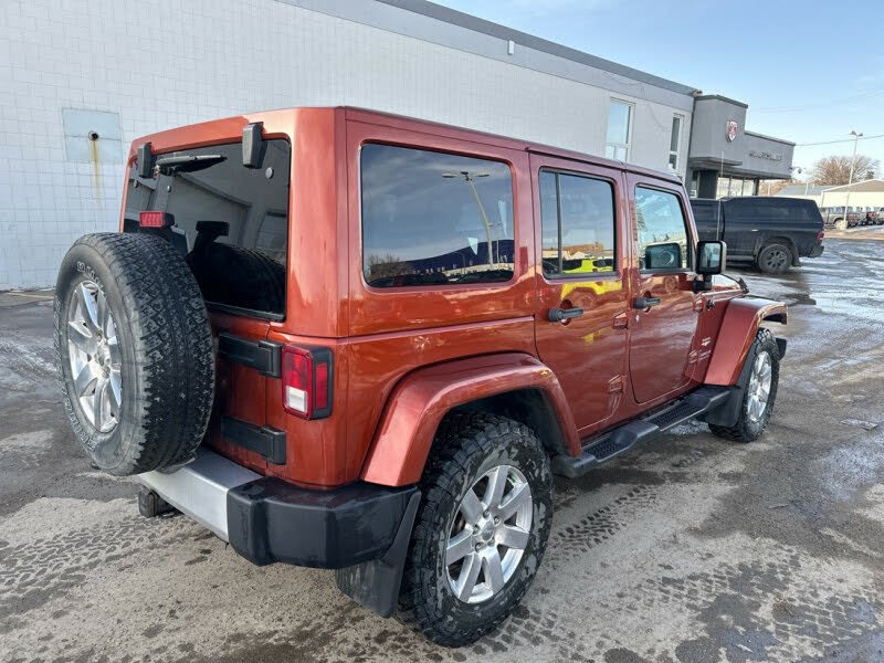2014 Jeep Wrangler Unlimited Sahara 4WD