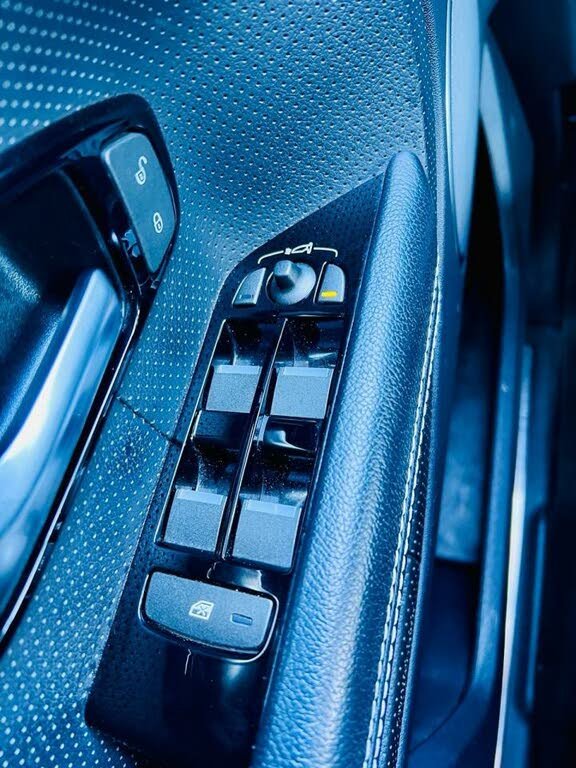 2014 Land Rover Range Rover Evoque Dynamic Hatchback