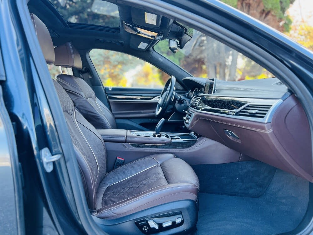 2019 BMW 7 Series 750i xDrive AWD